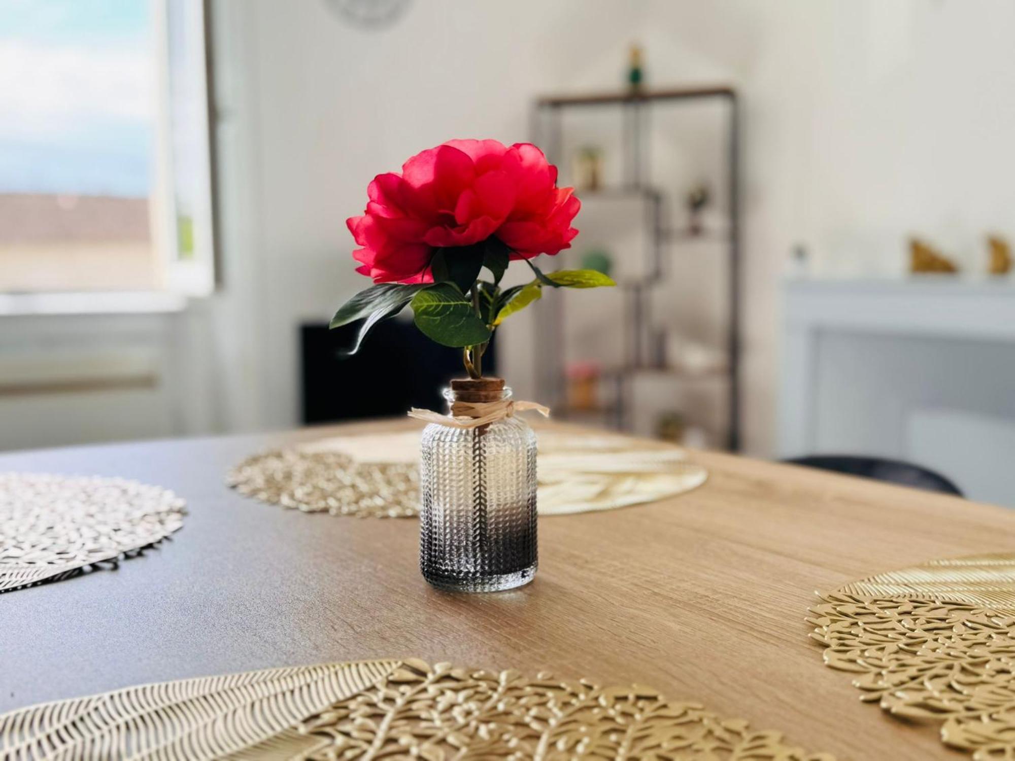 Islen Apartment Cognac Luaran gambar